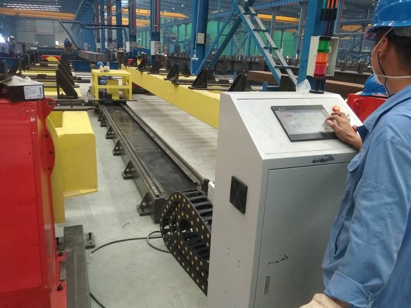 大型钢构焊接机械人为作站